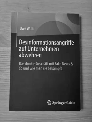 Desinformationsangriffe auf Unternehmen abwehren